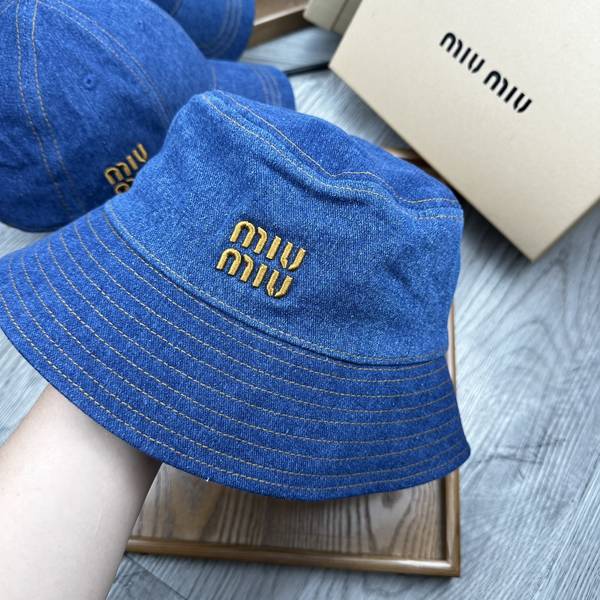 Miu Miu Hat MUH00125